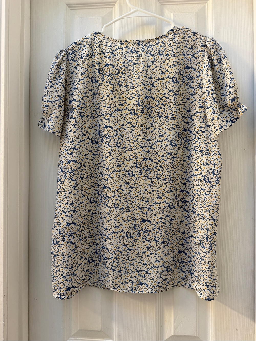 Stitchfix Lexy Floral Button Front Blouse Medium - Picture 6 of 10